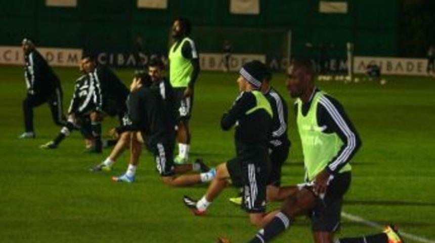 Beşiktaş, Karab&uuml;kspor Ma&ccedil;ı Hazırlıklarını S&uuml;rd&uuml;rd&uuml;