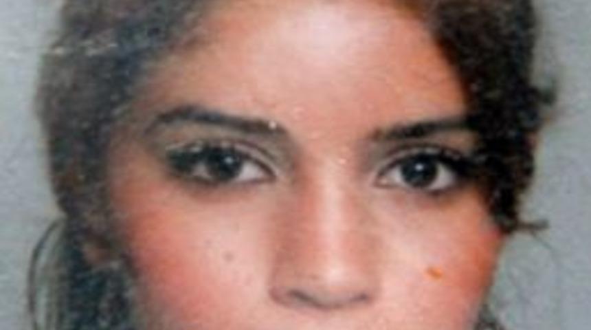 Bakkala Gitmeyen Ablasını Bı&ccedil;akladı