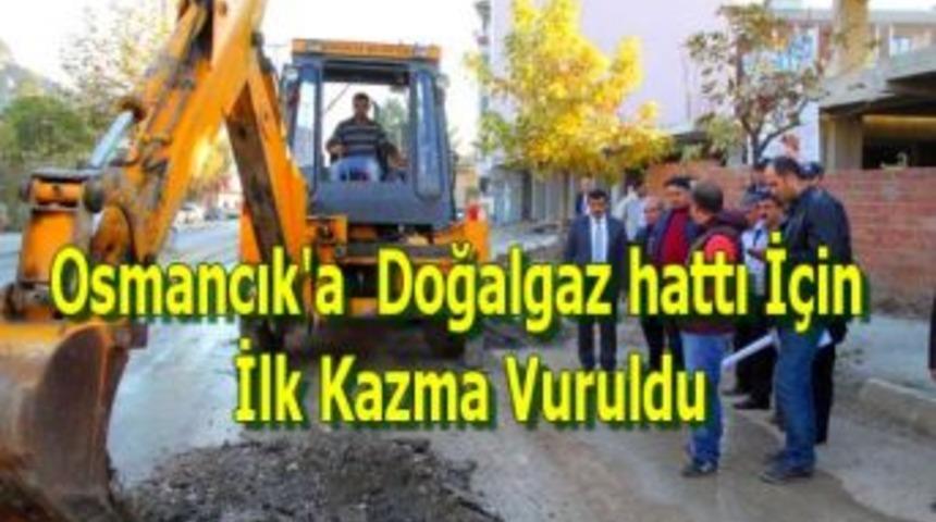 Osmancık'a doğalgaz hattı i&ccedil;in ilk kazma vuruldu