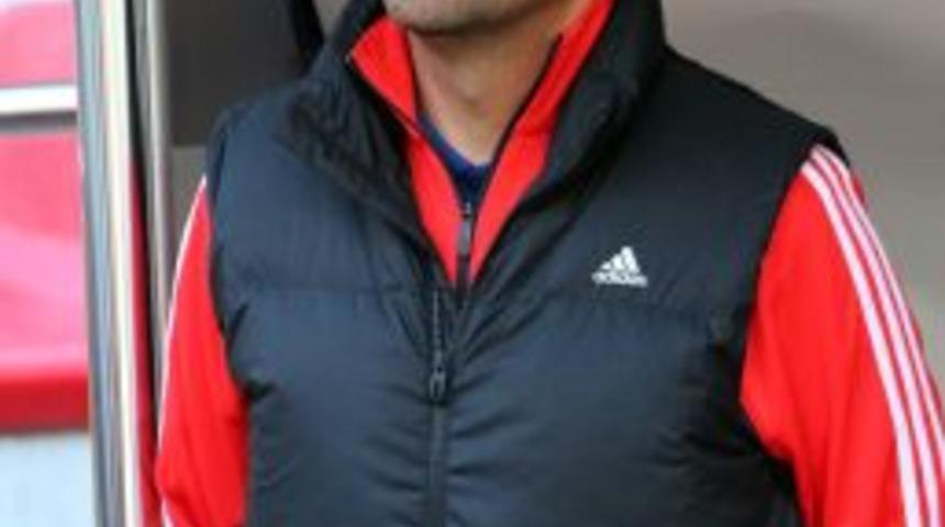 Fuat &Ccedil;apa: A2'ye G&ouml;nderilen Futbolcular Muhasebelerini Yapsın