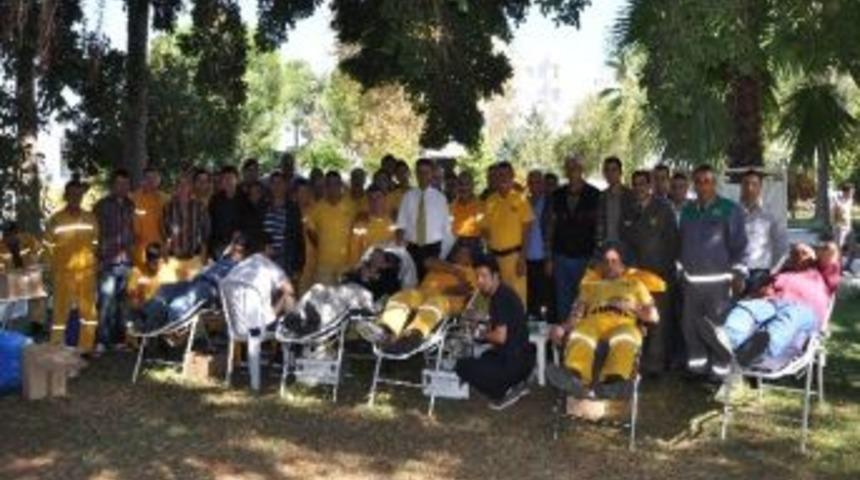 Erdemli Orman İşletme M&uuml;d&uuml;rl&uuml;ğ&uuml;&rsquo;nden Kızılay&rsquo;a Kan Desteği