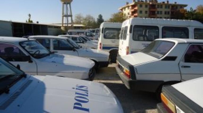 Emniyet'in 'Emektar Toros'ları Emekliye Ayrılıyor