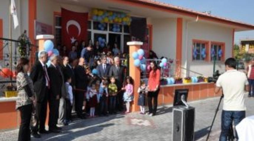 Kırkağa&ccedil; Keskinoğlu Anaokulu T&ouml;renle A&ccedil;ıldı