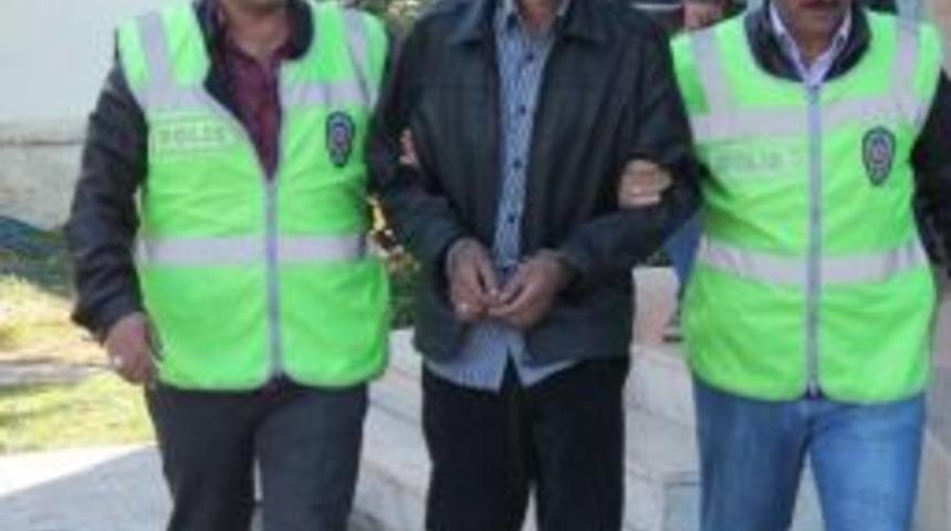 Depodan 10 Bin Liralık Malzeme &Ccedil;alıp 25 Liraya Satmışlar