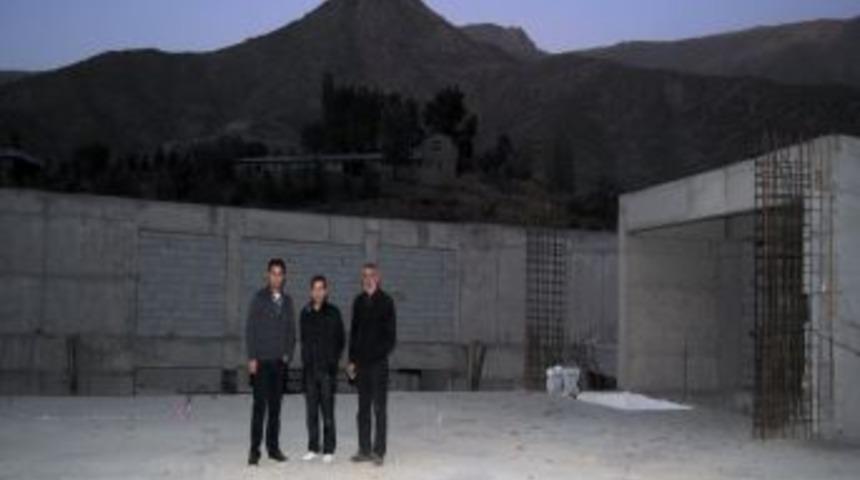 Şemdinli Devlet Hastanesi'nin Yeni Binası Bitmek &Uuml;zere