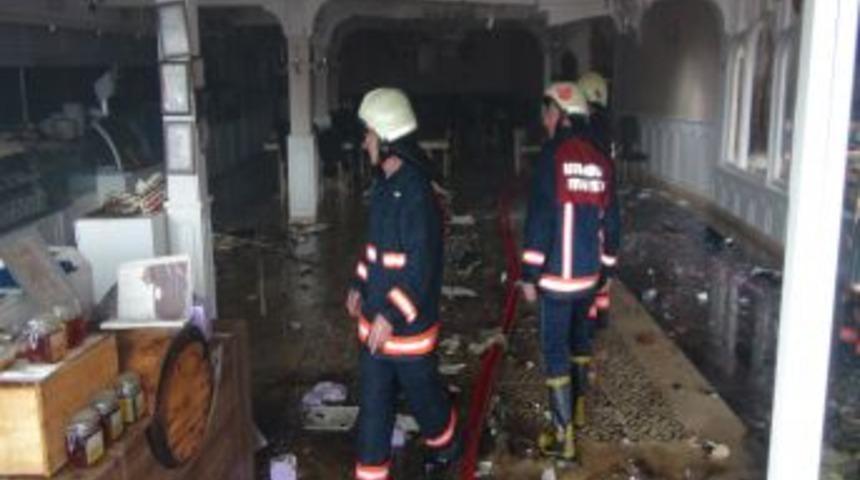 Mangal Ateşi Restoranı Yaktı