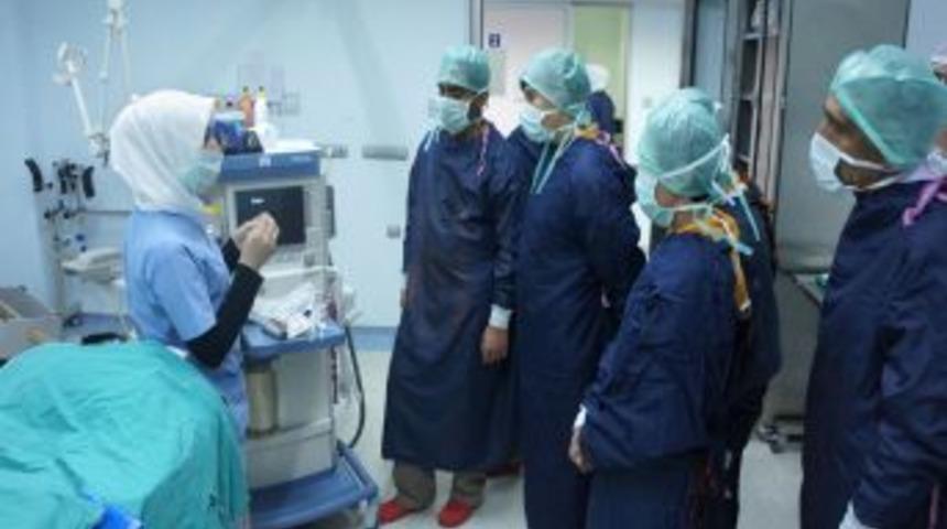 Şifa SML Anestezi B&ouml;l&uuml;m&uuml; &Ouml;ğrencileri Ilk Stajını Yaptı