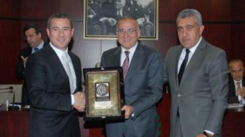 Dr. G&uuml;zelbey: &ldquo;ipek Yolu Projesini 4 Yıl &Ouml;nce Başlattık&rdquo;