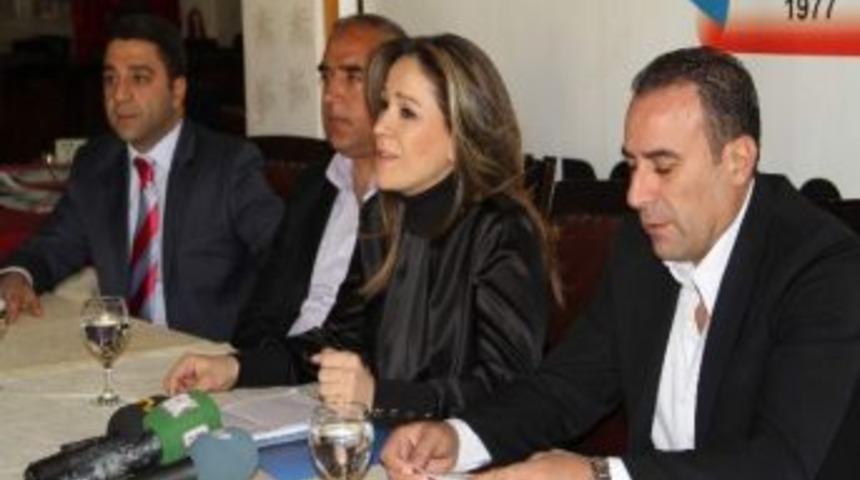 Ak Parti Yenişehir Belediyesi Başkan Aday Adayı Yakut, Gazetecilerle Bir Araya Geldi