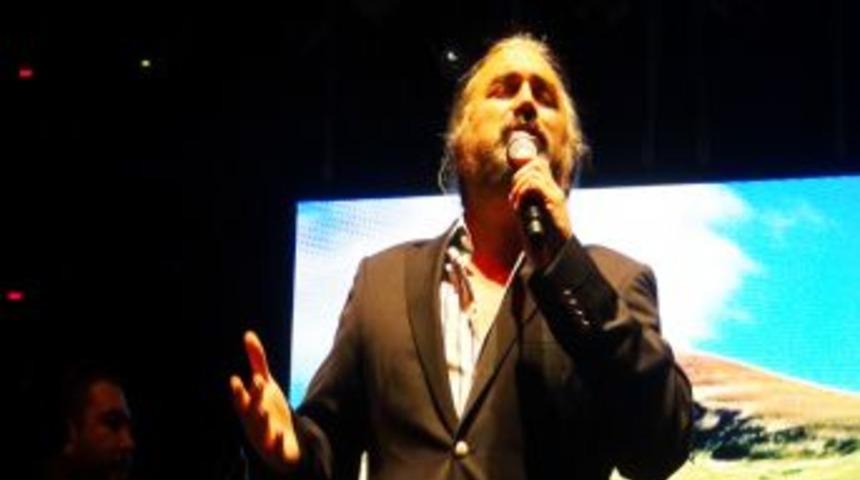 Volkan Konak Silifke'de Konser Verdi