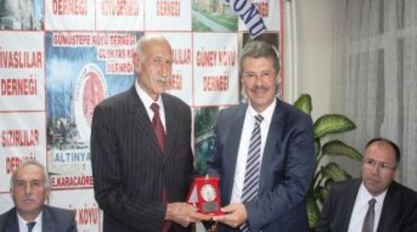 H&uuml;seyin Akay &Ccedil;eşitli Dernek Y&ouml;neticileri İle Bir Araya Geldi