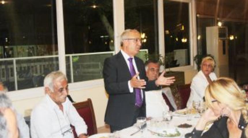 G&uuml;letin, adaylık yolunda doludizgin