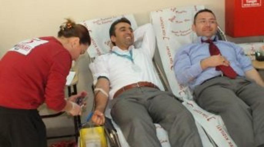 İl Sağlık M&uuml;d&uuml;rl&uuml;ğ&uuml;'nden Kan Bağışı Etkinliği