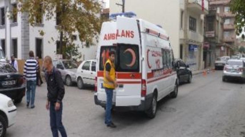 Park Y&uuml;z&uuml;nden Tartışan Servis Şof&ouml;r&uuml; Darp Edildi