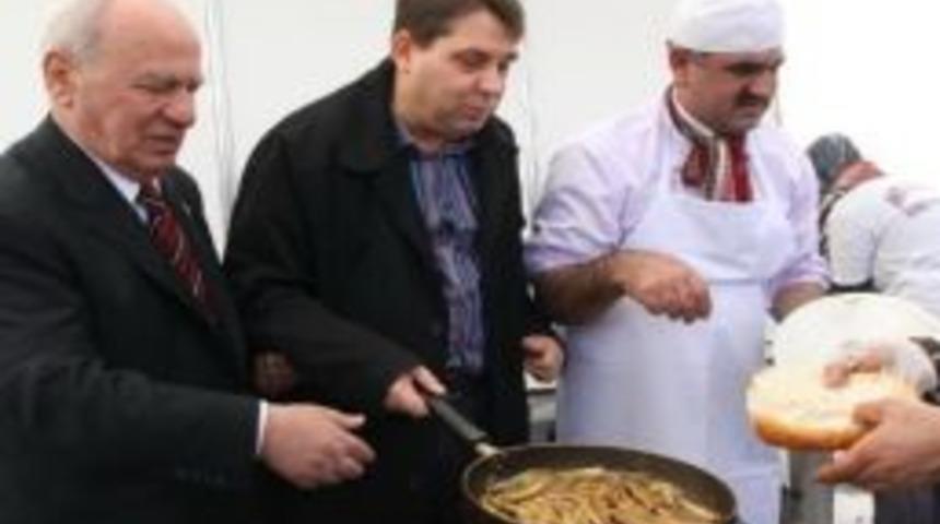 Konak Belediyesi'nden Kasım'da Aydınlık Akşamlar