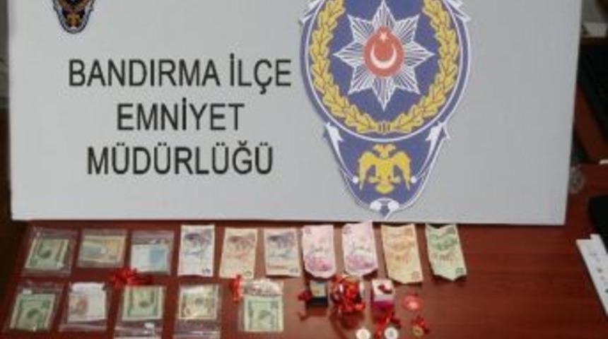 &Ccedil;aldıkları Altınlarla Yakalandılar