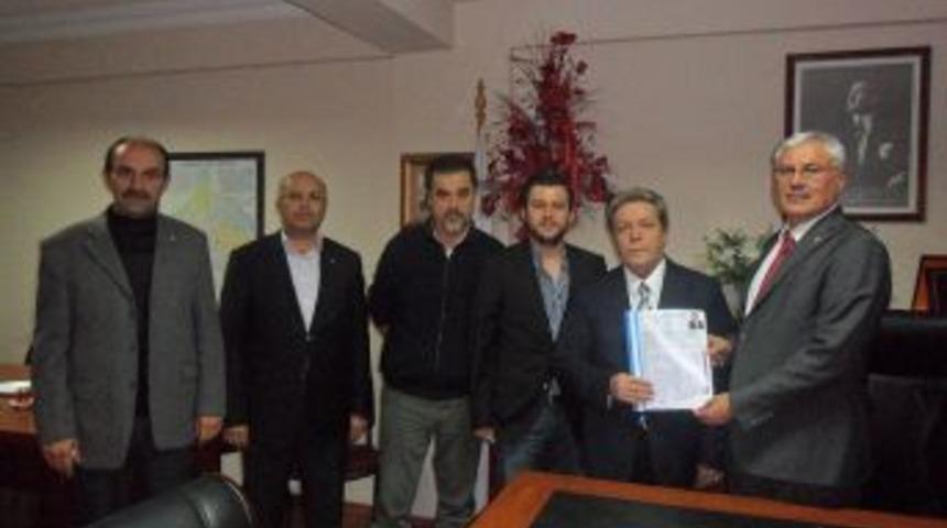 Atilla Vardar adaylık başvurusu yaptı