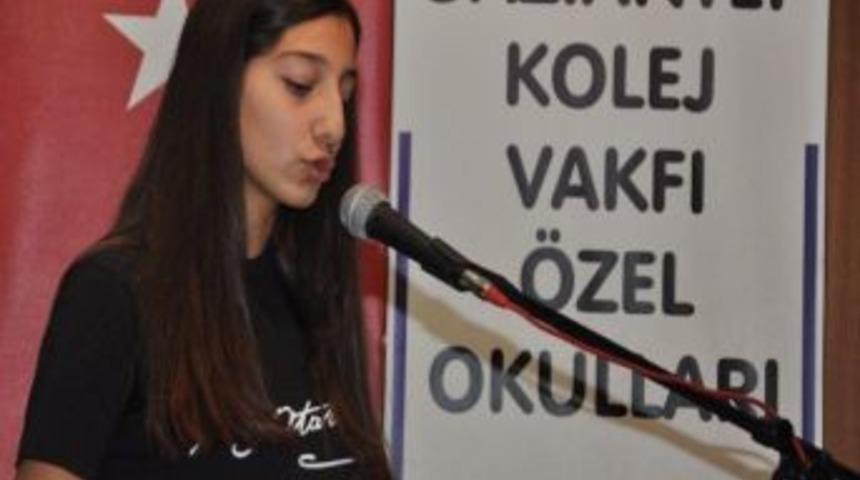 Gkv&rsquo;nin Cumhuriyet Konulu Yarışma Galibi İrem Ateş &Ouml;d&uuml;l&uuml;n&uuml; Aldı