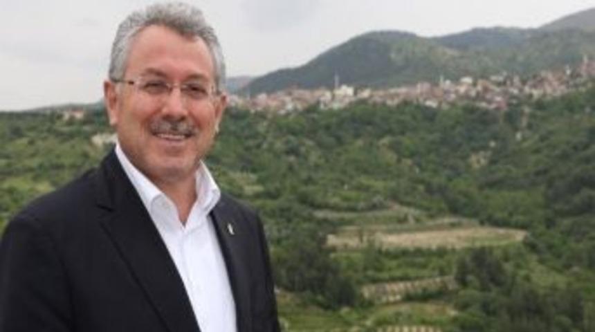 Milletvekili Mehmet Y&uuml;ksel Şampiyon Ok&ccedil;uları Kutladı