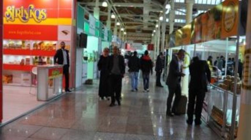 Tatvan İstanbul&rsquo;da Her Y&ouml;n&uuml;yle Tanıtılıyor