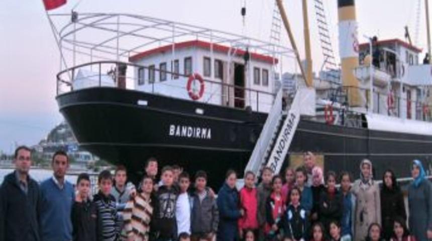 Bilal Şahin Okuma Salonu Öğrencileri, Karadeniz'i Gezdi