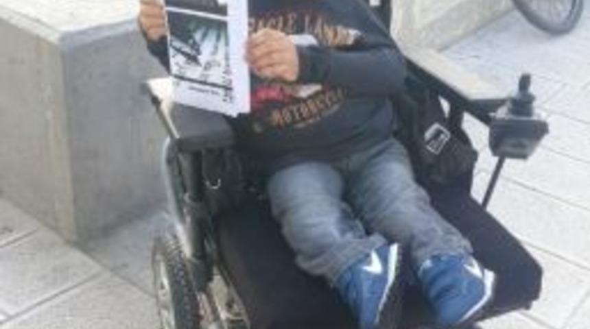 Engelli, Şiir Kitabına Sponsor Arıyor