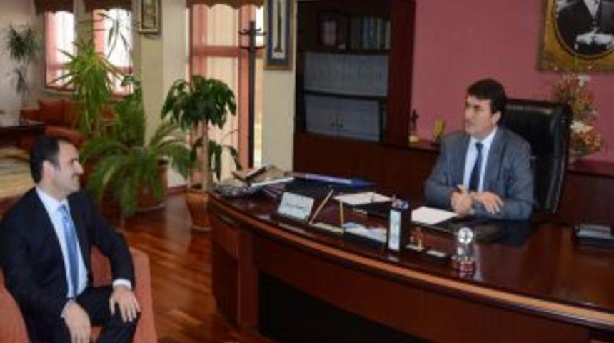 Bursa İrfan Eğitimciler Derneği, Dündar’ı Ziyaret Etti