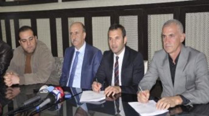 Elazığspor, Okan Buruk İle 2 Yıllık S&ouml;zleşme İmzaladı