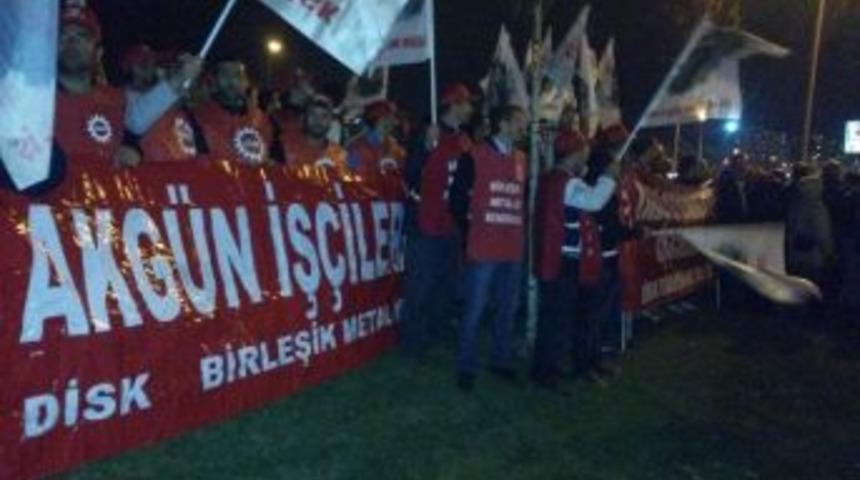 Disk, Kıdem Tazminatı Taslağını Y&uuml;r&uuml;y&uuml;şle Protesto Etti