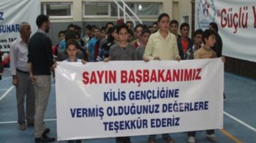 Kilis Gen&ccedil;lik Merkezi Başbakan Tarafından A&ccedil;ıldı