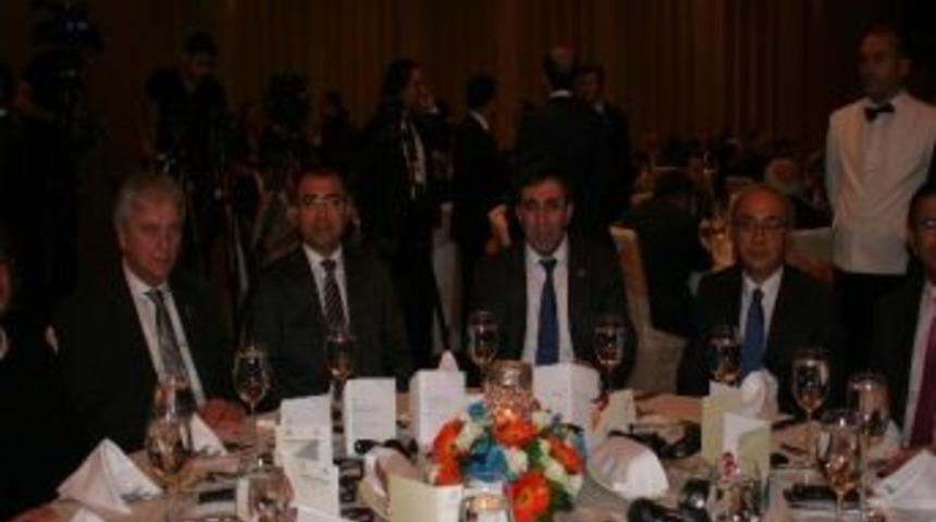 En Hızlı B&uuml;y&uuml;yen 100 Şirkete Kalkınma Bakanından &Ouml;d&uuml;l