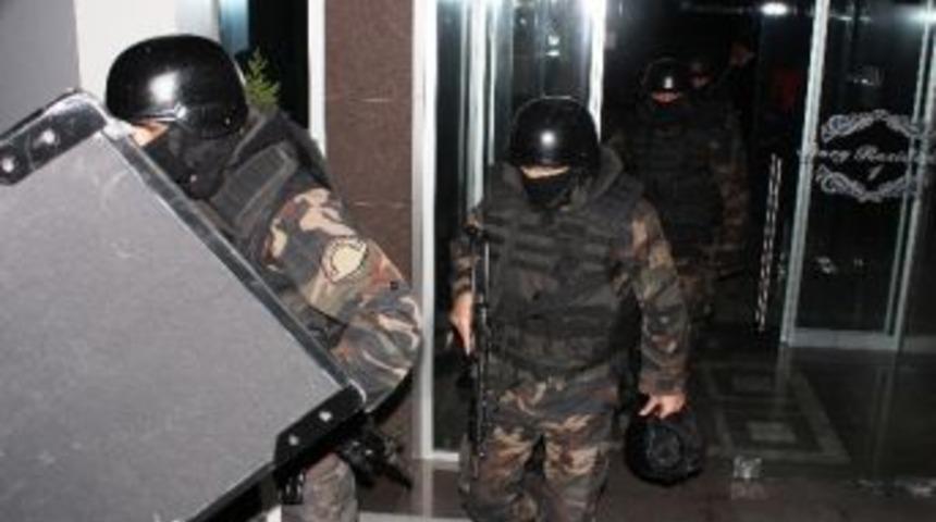 İstanbul Polisinden Eş Zamanlı Operasyon