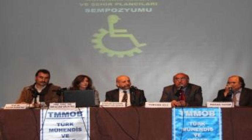 Engelli Sorunlarına Farklı Bir Bakış Getiren Sempozyum
