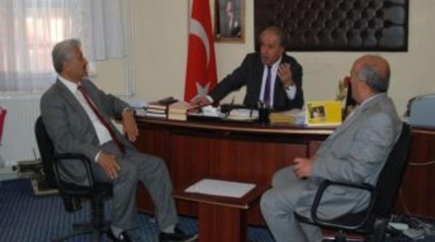 Yeşilyurt Belediye Başkanlığı Aday Adayı Abuzer Kabakaş, Ziyaretlerini S&uuml;rd&uuml;r&uuml;yor