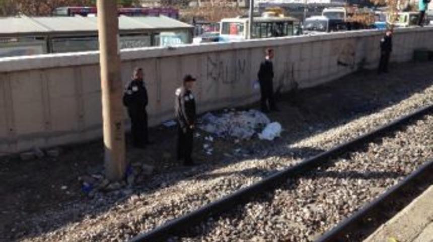 Ankara Metrosu&rsquo;nda İntihar Girişimi