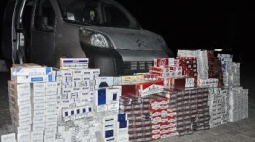 Derik'te G&uuml;mr&uuml;k Ka&ccedil;ağı 7 Bin 470 Paket Sigara Ele Ge&ccedil;irildi