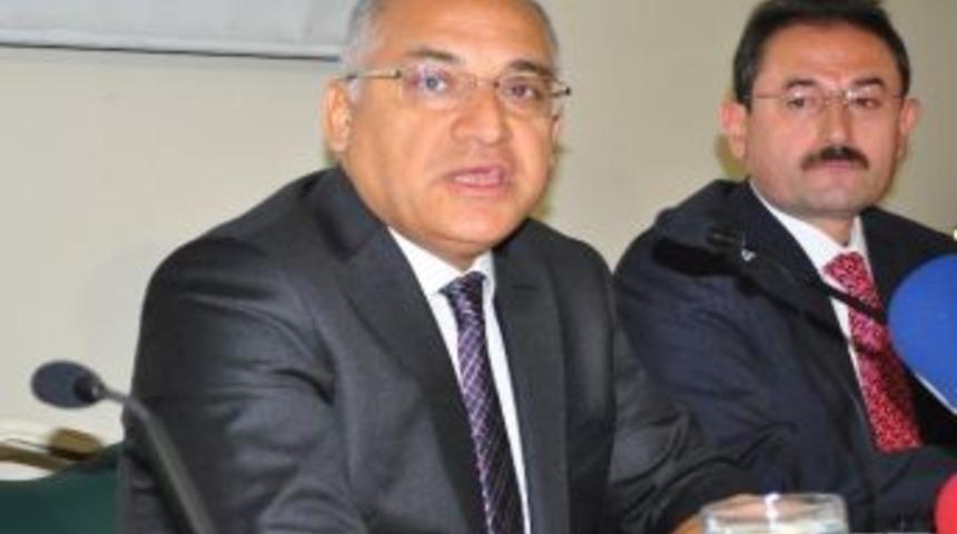 Tim Başkanı B&uuml;y&uuml;kekşi&rsquo;den Yeni Anayasa Vurgusu