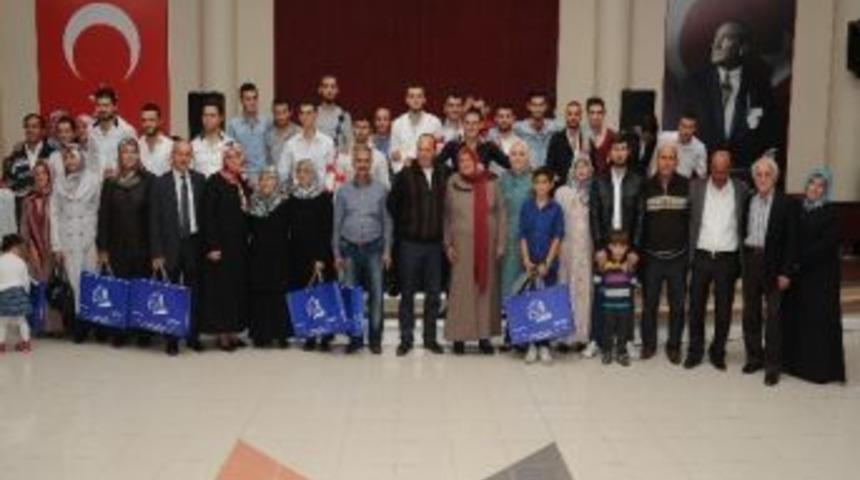 Başiskele Belediyesi 79 Genci Asker Ocağına Uğurladı