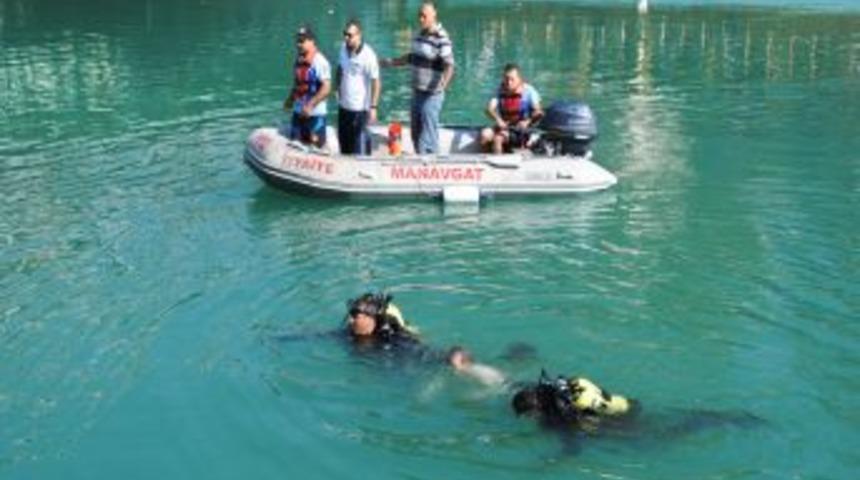 Manavgat Irmağı'na D&uuml;şen Şahsın Cesedi &Ccedil;ıkarıldı