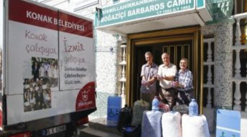 Konak'ın "mavi Kapak"ına Cami Cemaatinden Destek Geldi