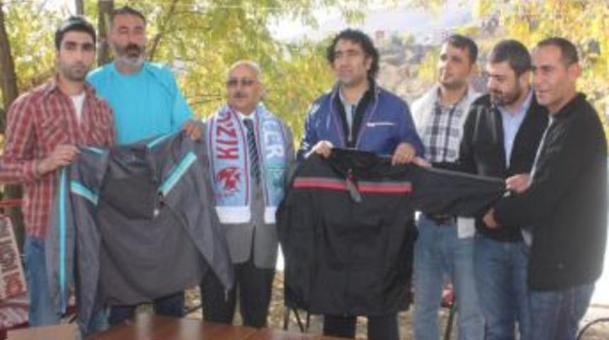 Şimşek, Dersim Spor Taraftarını Ziyaret Etti