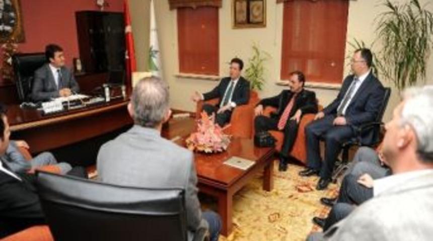 Rumelifed&rsquo;den Başkan D&uuml;ndar&rsquo;a Destek Ziyareti