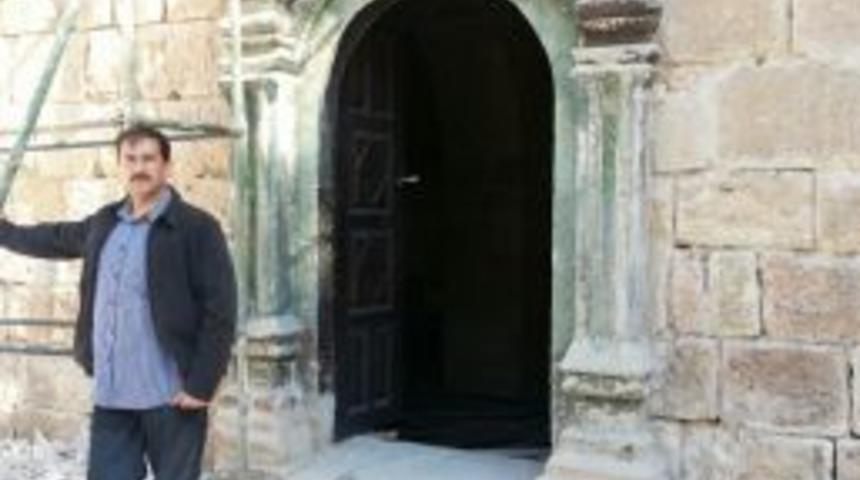 Başbakan Istedi Hoşkadem Camii'nde Restorasyon Başladı