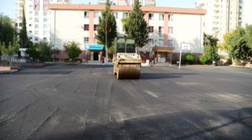 Zihni Aldırmaz: Okulların Hizmetindeyiz