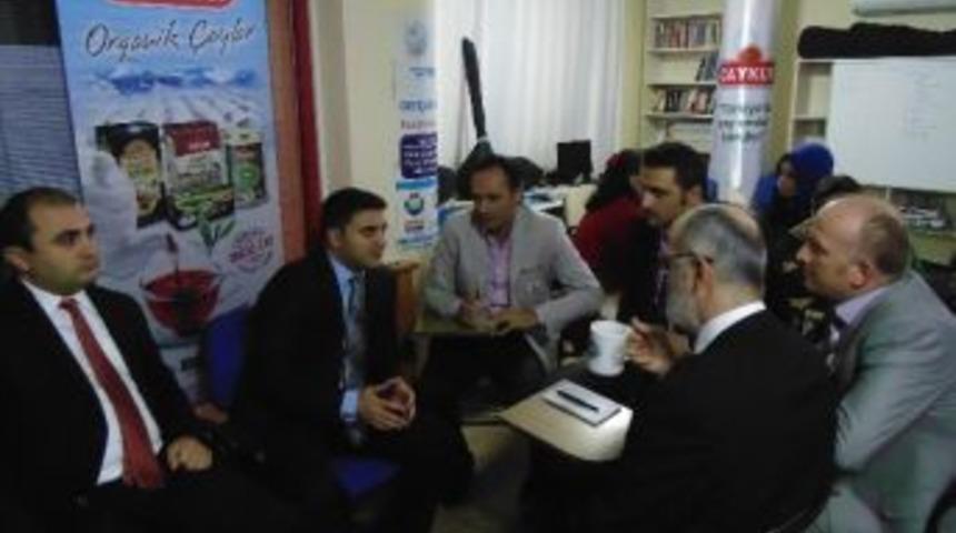 &Ccedil;ayeli Kaymakamı Gen&ccedil;lik Projesine Konuk Oldu