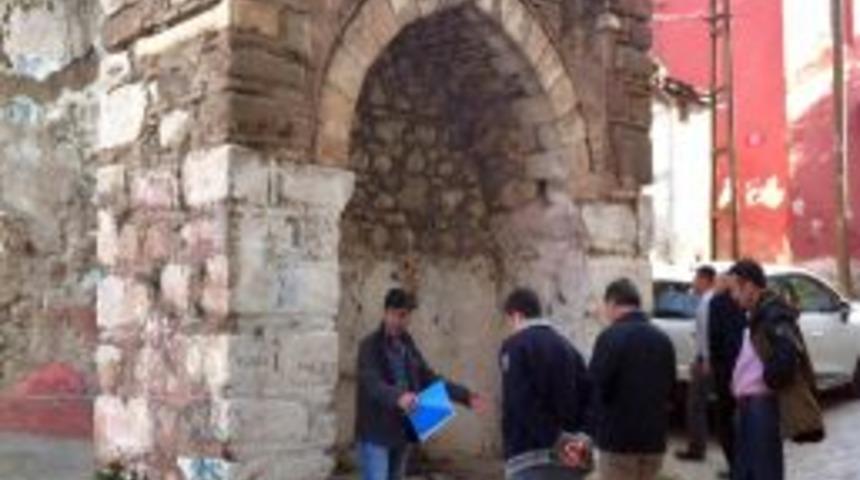 Manisa'da Tarih&icirc; &Ccedil;eşmeler Restore Edilecek