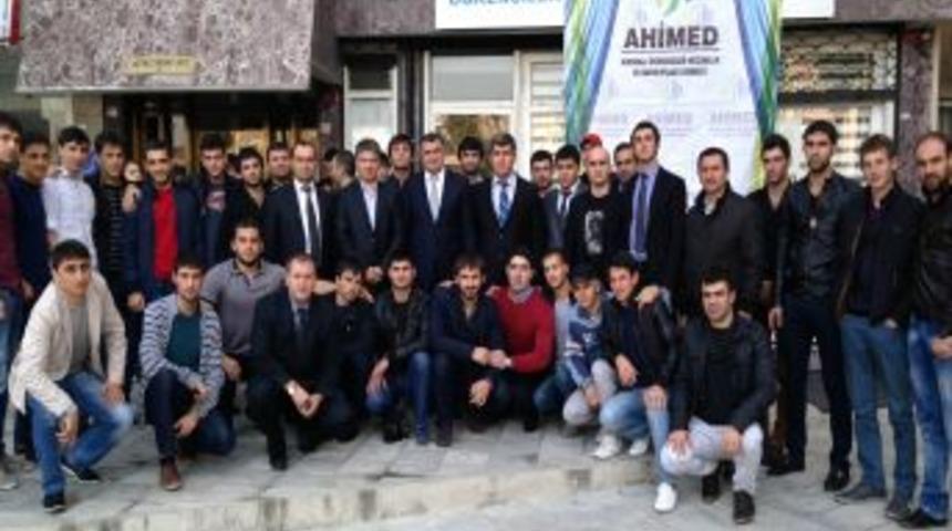 D&uuml;nya Ahıska T&uuml;rkleri Birligi Başkanı Kassanov AHİMED&rsquo;i Ziyaret Etti