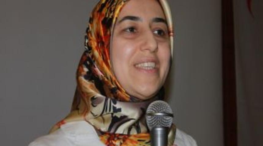 7 Yıl Kanserle M&uuml;cadele Eden Doktora H&uuml;z&uuml;nl&uuml; Veda