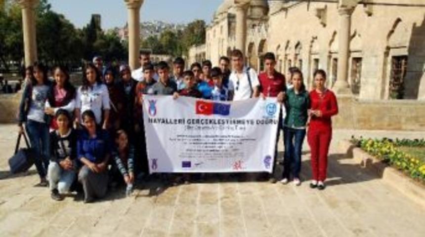 Polislerden &Ccedil;ocuklara Şanlıurfa Gezisi