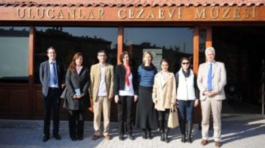 Alman Heyet, Ulucanlar Cezaevi'ni Ziyaret Etti